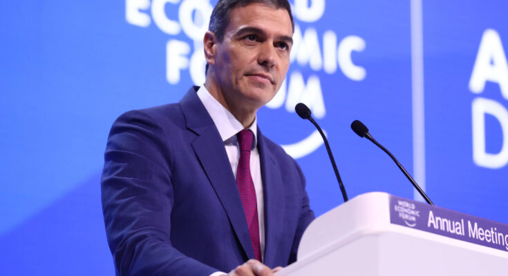 Spain’s Prime Minister Raises Alarm Over Tech Billionaires’ Influence at Davos